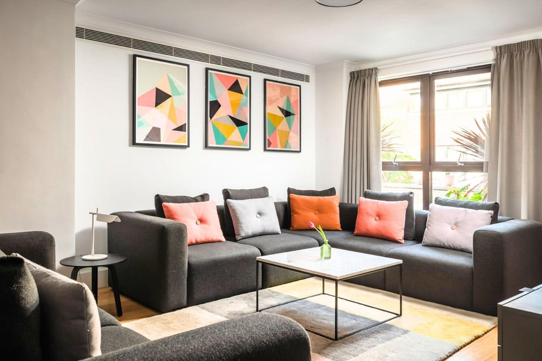 Monarch House - Serviced Apartments - Kensington Londra Dış mekan fotoğraf