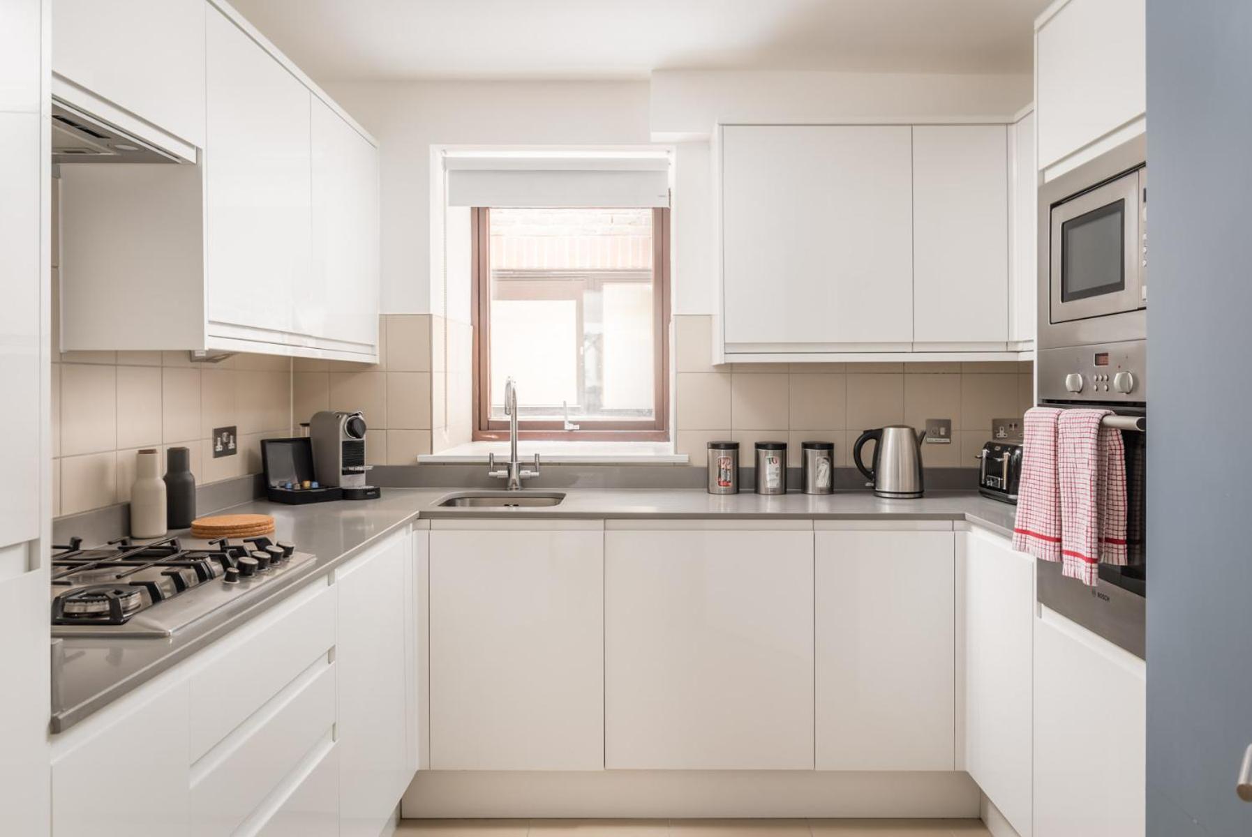 Monarch House - Serviced Apartments - Kensington Londra Dış mekan fotoğraf