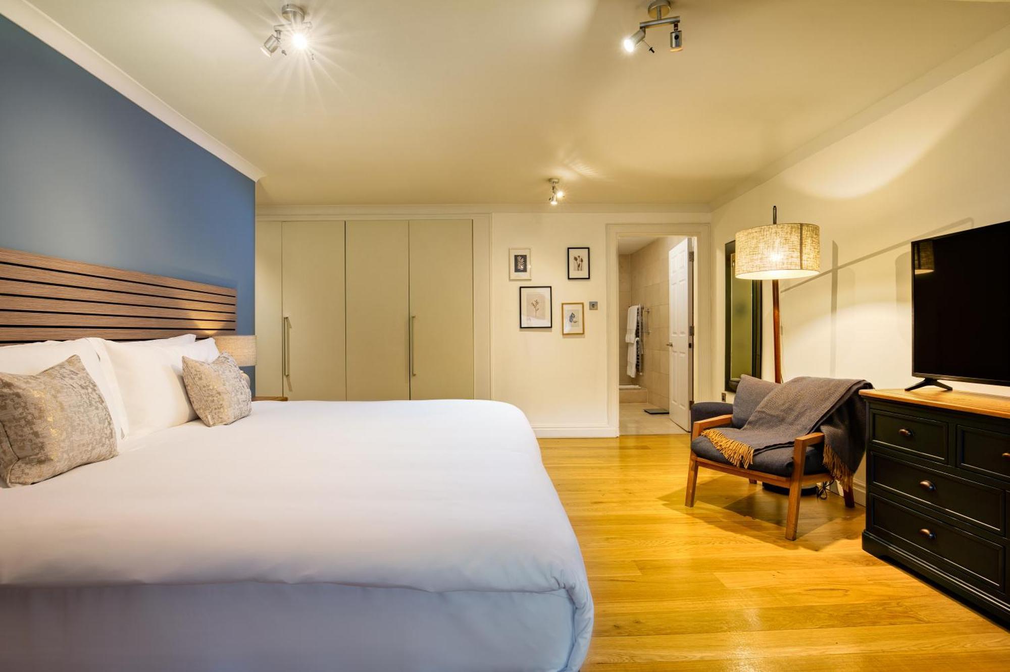 Monarch House - Serviced Apartments - Kensington Londra Dış mekan fotoğraf