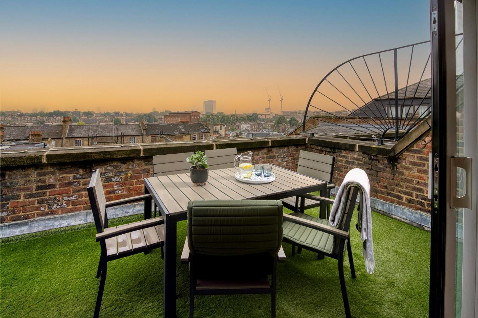 Monarch House - Serviced Apartments - Kensington Londra Dış mekan fotoğraf
