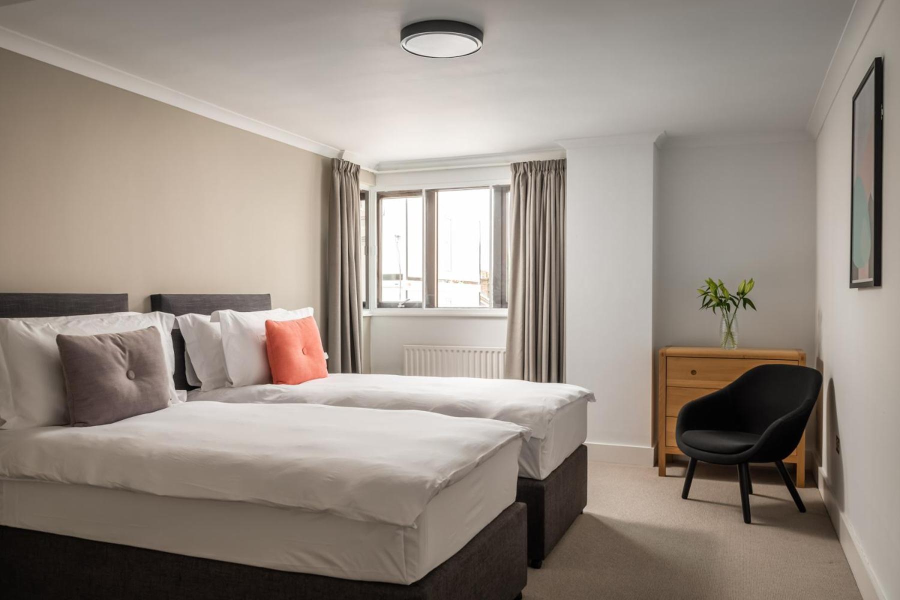 Monarch House - Serviced Apartments - Kensington Londra Dış mekan fotoğraf
