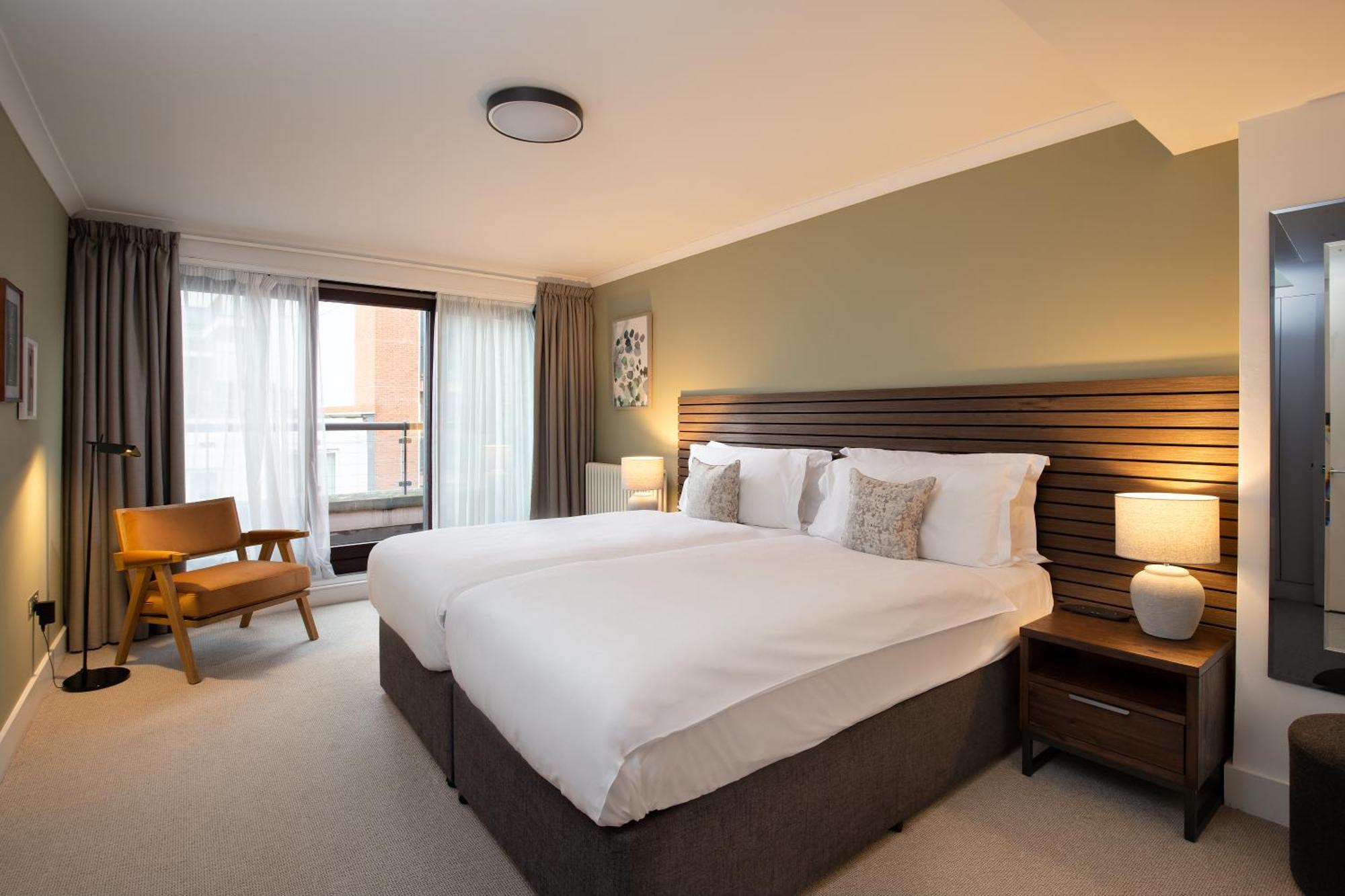 Monarch House - Serviced Apartments - Kensington Londra Dış mekan fotoğraf
