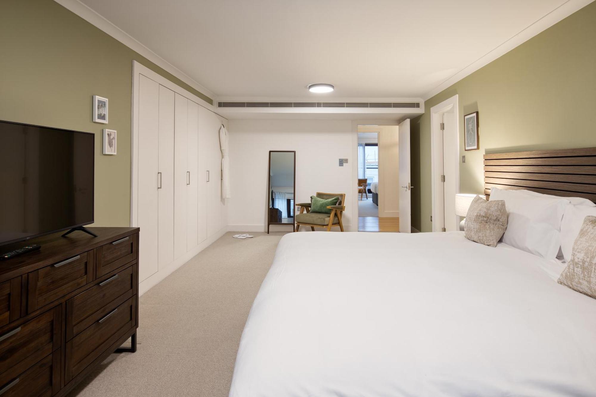 Monarch House - Serviced Apartments - Kensington Londra Dış mekan fotoğraf